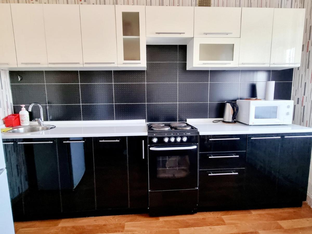 Apartment На Стрелке С Красивым Видом На Иртыш Ustʼ-Kamenogorsk Esterno foto